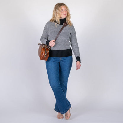 HOFFMAN LEATHER CROSSBODY BAG - MINI - CHESTNUT