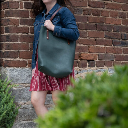 AVERY LEATHER TOTE BAG - SLIM LARGE - FOREST GREEN