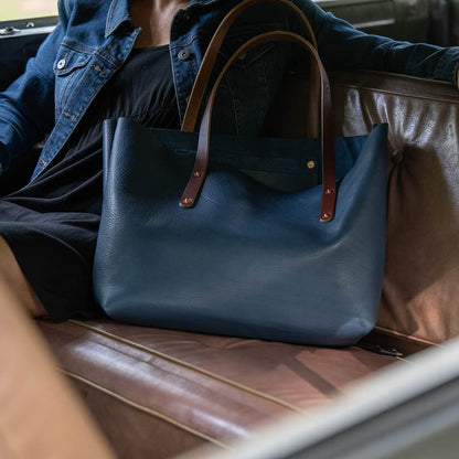 AVERY LEATHER TOTE BAG - LARGE - SMOKEY BLUE
