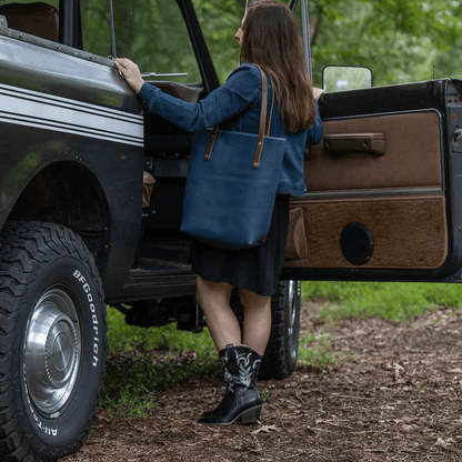 AVERY LEATHER TOTE BAG - SLIM LARGE - SMOKEY BLUE