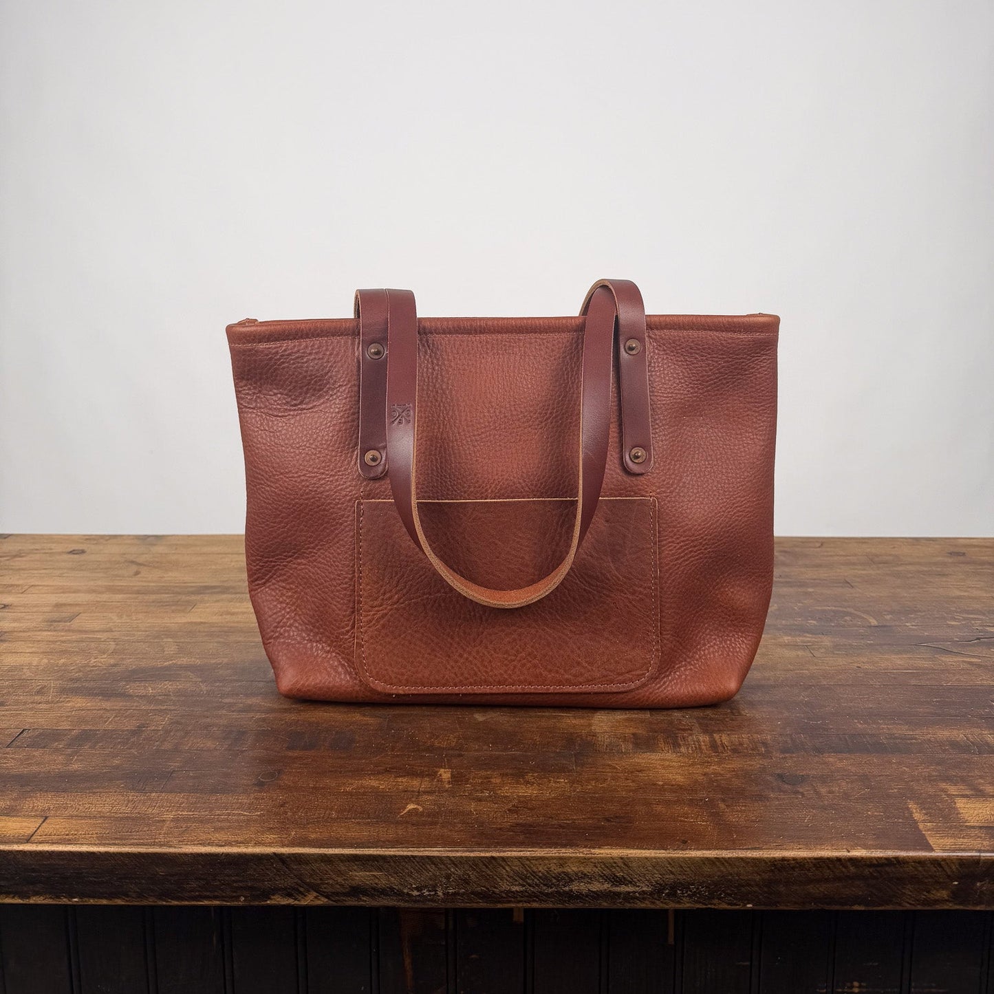 AVERY LEATHER TOTE BAG - MEDIUM  - SADDLE - ZIPPER - SMALL FRONT POCKET - IN STOCK