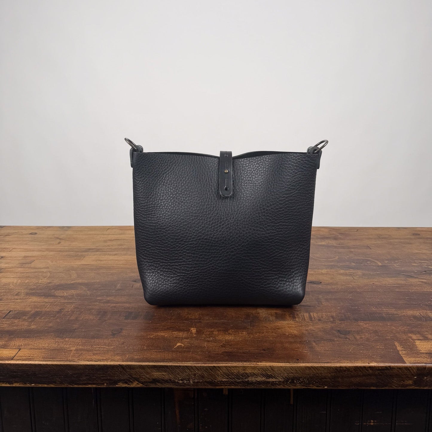 AVERY CROSSBODY - MINI - BLACK - BUTTON STUD - IN STOCK