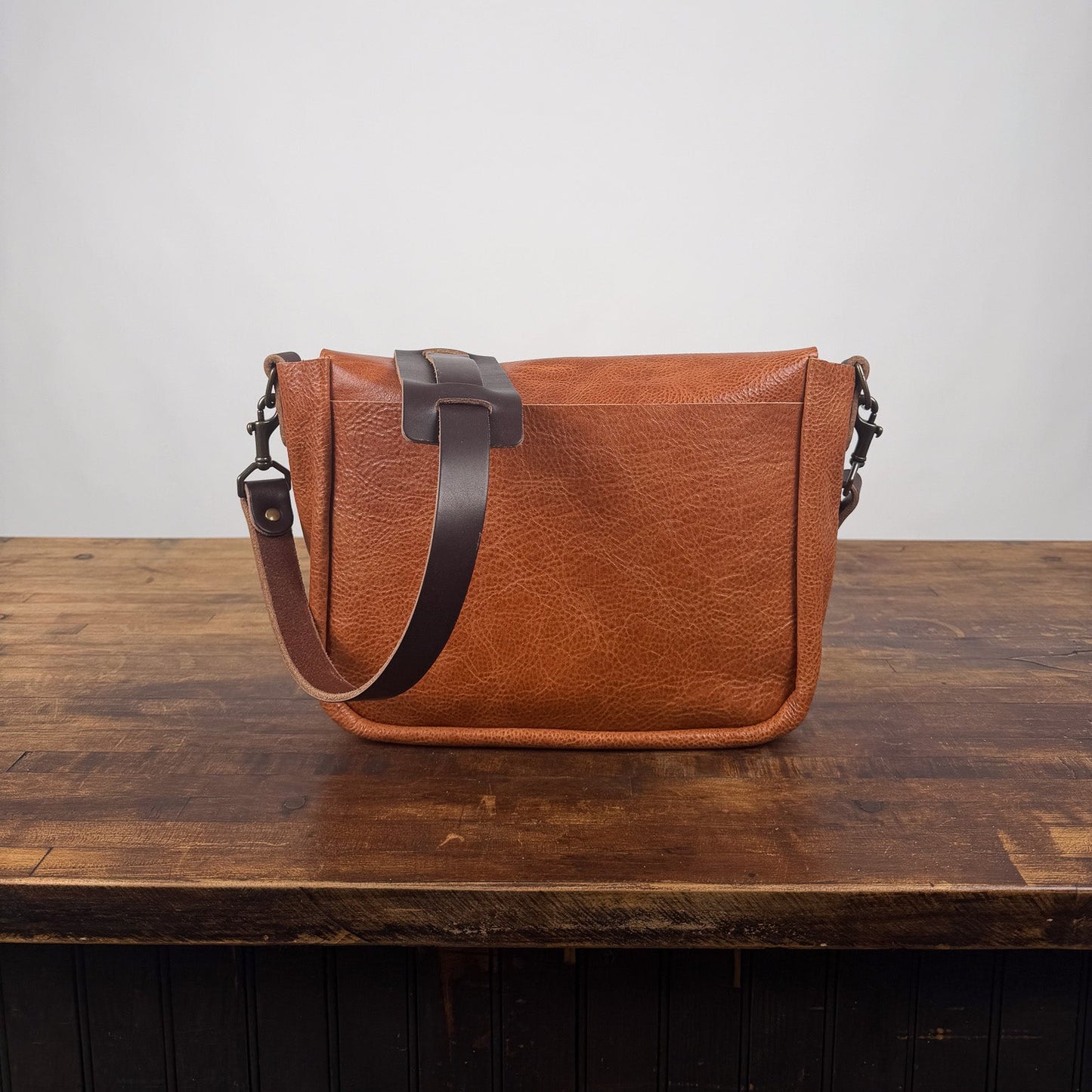 KINDLE LEATHER SATCHEL - PEANUT BISON - BACK POCKET - IN STOCK