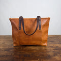 AVERY LEATHER TOTE BAG - MEDIUM - PEANUT BISON - ZIPPER - FRONT POCKET - NEARLY PERFECT - IN STOCK
