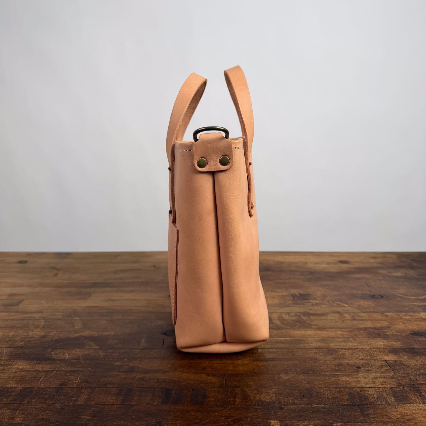 AVERY LEATHER TOTE BAG - MINI CROSSBODY - NATURAL VEG TAN - ZIPPER - FRONT POCKET - NEARLY PERFECT - IN STOCK