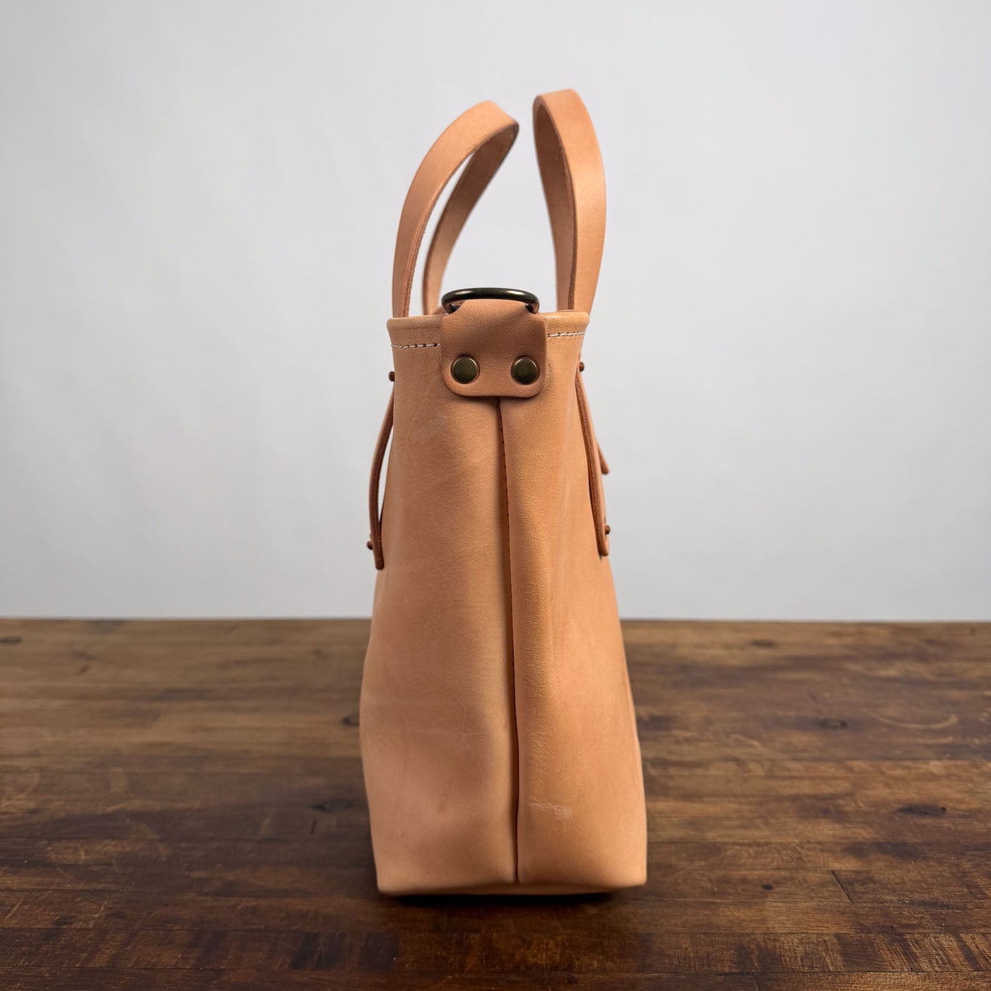 AVERY LEATHER TOTE BAG - SMALL - NATURAL VEG TAN - 5" HANDLES - HEMMED TOP - D-RINGS - NEARLY PERFECT - IN STOCK