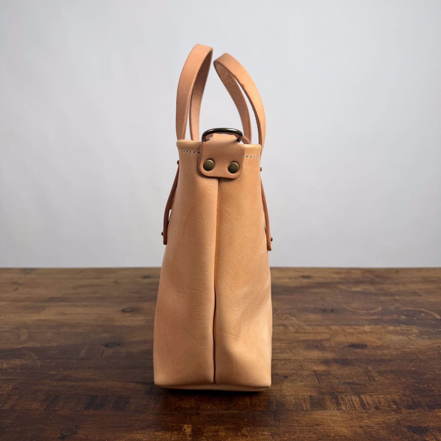 AVERY LEATHER TOTE BAG - SMALL - NATURAL VEG TAN - 5" HANDLES - HEMMED TOP - D-RINGS - NEARLY PERFECT - IN STOCK