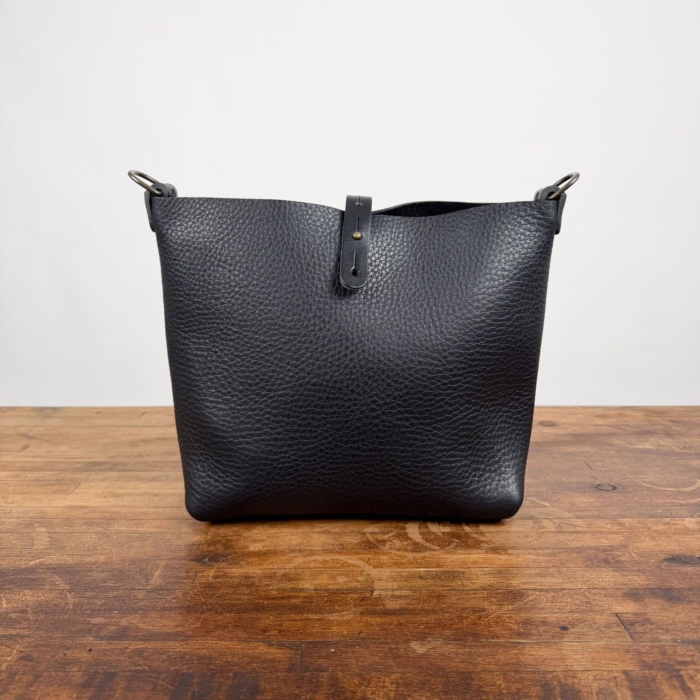 AVERY CROSSBODY - MINI - BLACK - BUTTON STUD - IN STOCK