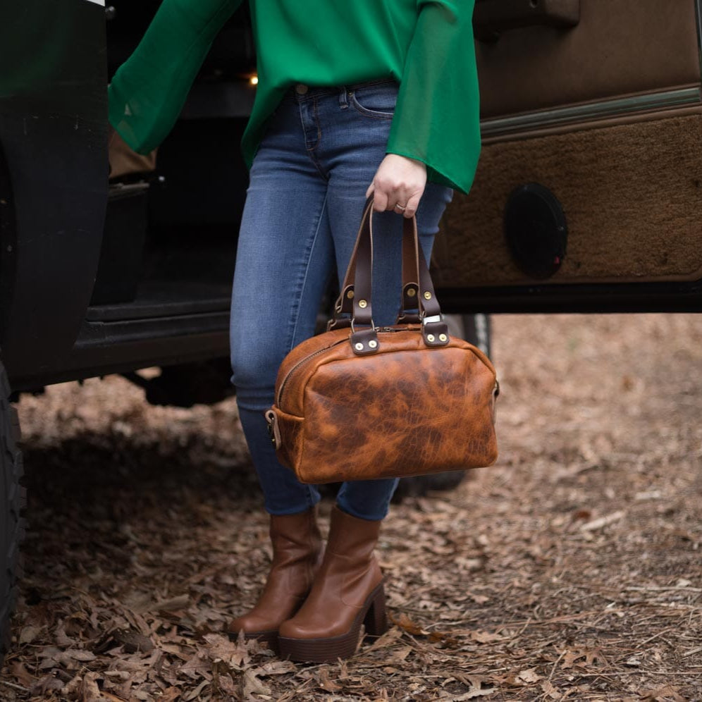 HOFFMAN LEATHER CROSSBODY BAG - PEANUT BISON