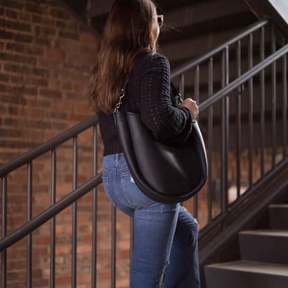 CELESTE LEATHER HOBO BAG - MEDIUM - BLACK