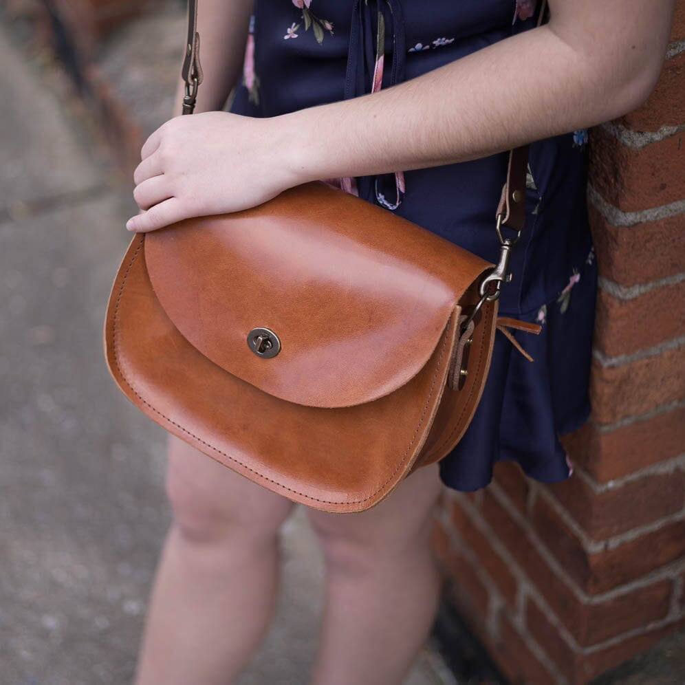 VIVIAN SATCHEL LEATHER CROSSBODY - CARAMEL