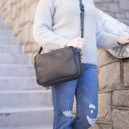 SARAH LEATHER CROSSBODY - MEDIUM - BLACK