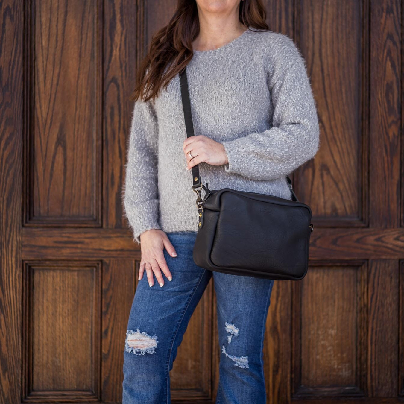 SARAH LEATHER CROSSBODY - MEDIUM - BLACK