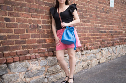 LEATHER BUCKET BAG - MEDIUM - OCEAN BLUE
