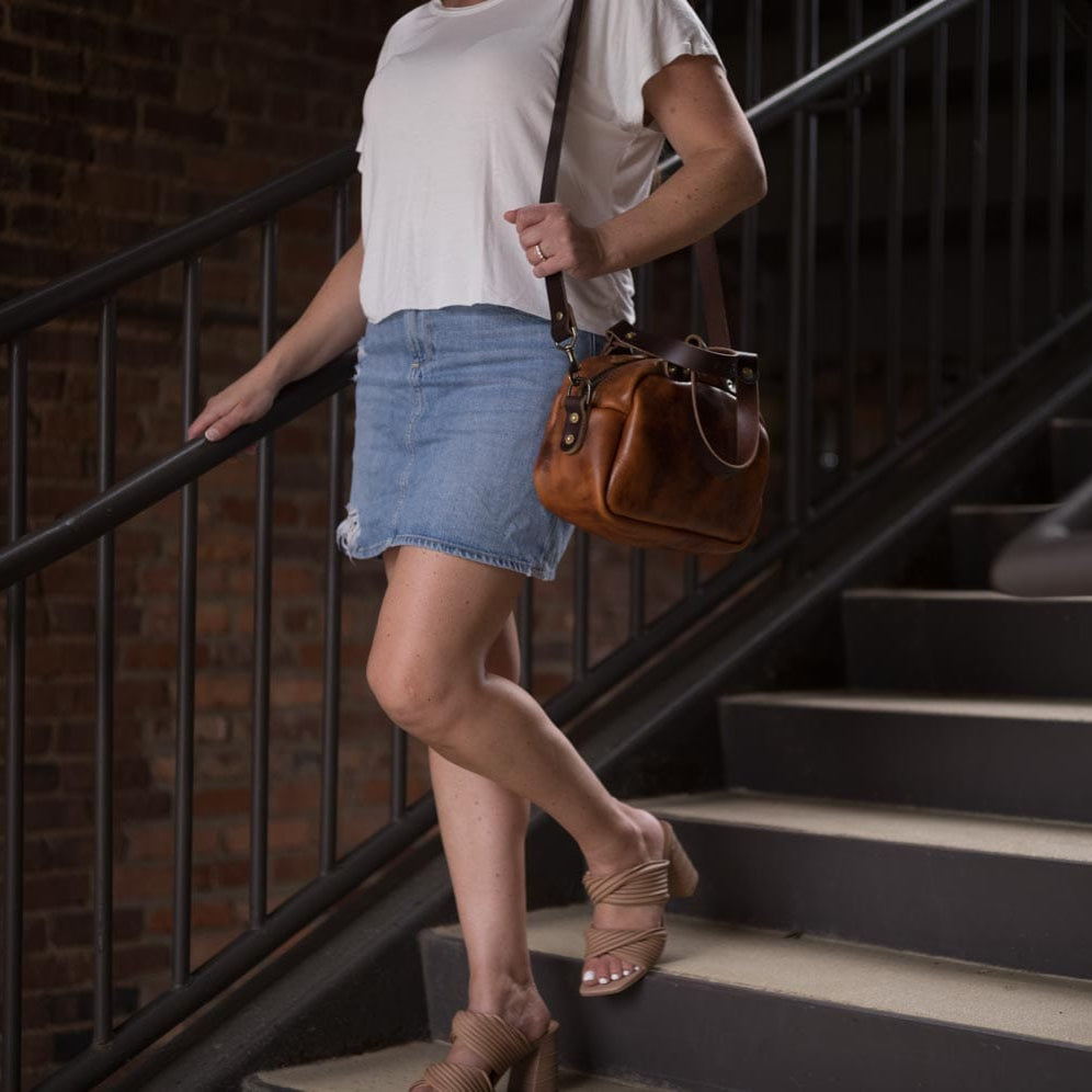 HOFFMAN LEATHER CROSSBODY BAG - MINI - PEANUT BISON