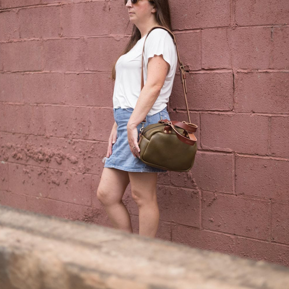 HOFFMAN LEATHER CROSSBODY BAG - MINI - OLIVE