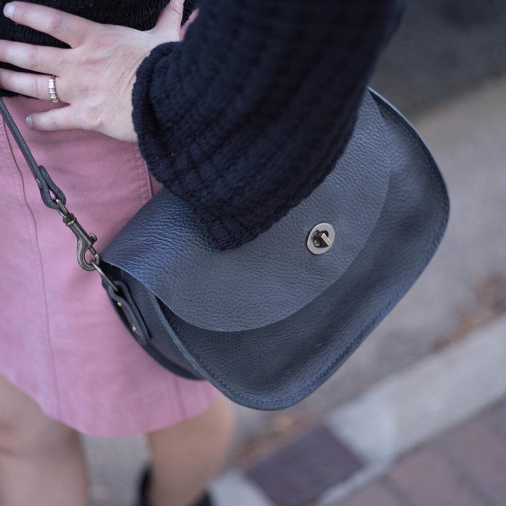 VIVIAN SATCHEL LEATHER CROSSBODY DELUXE - RAVEN