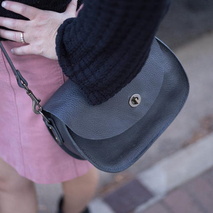 VIVIAN SATCHEL LEATHER CROSSBODY DELUXE - RAVEN