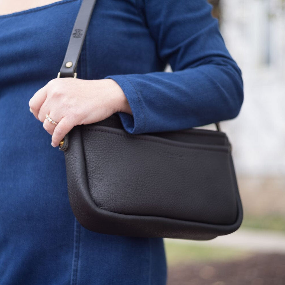 RENNIE LEATHER SHOULDER BAG - BLACK