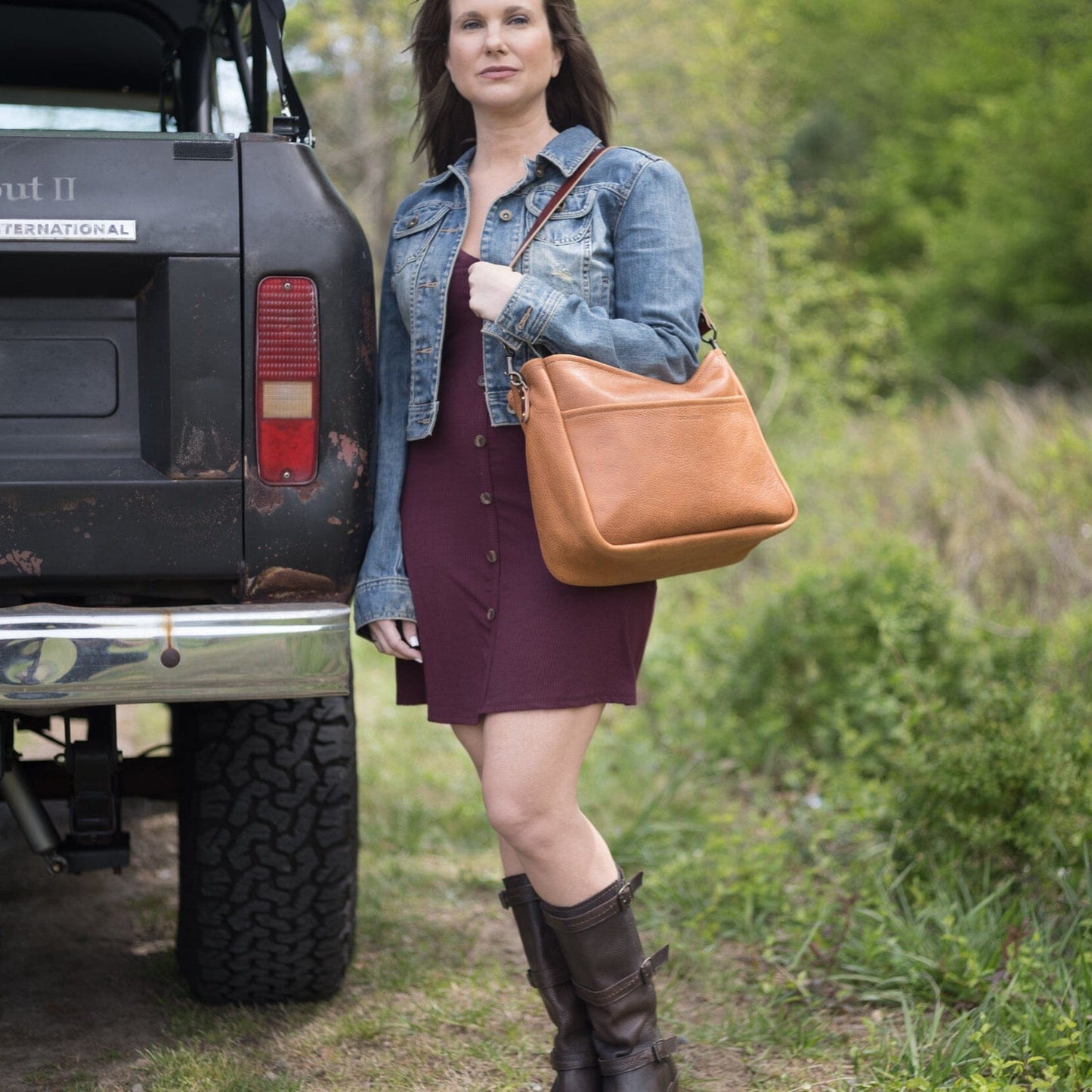 RENNIE LEATHER SHOULDER BAG - LARGE - HONEY