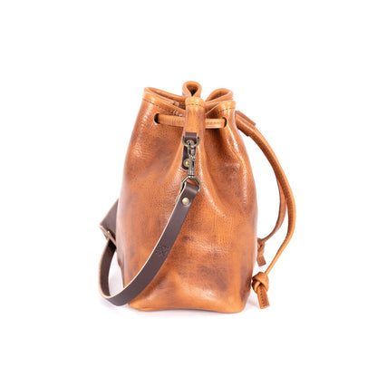 ABBY LEATHER BUCKET BAG - PEANUT BISON