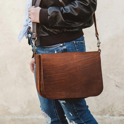 KINDLE LEATHER SATCHEL - OLIVE