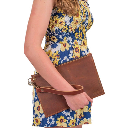 FELICITY ZIPPERED CLUTCH WITH WRISTLET - SMALL - SADDLE