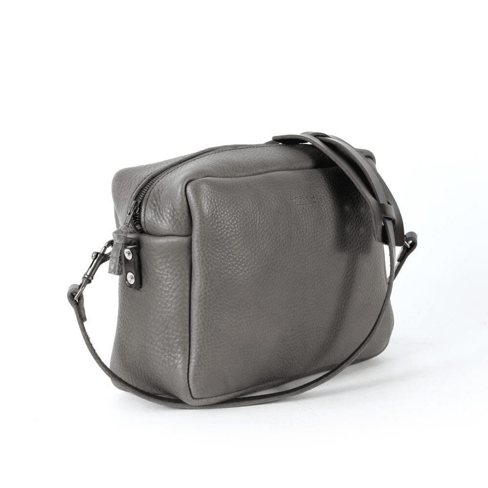 SARAH LEATHER CROSSBODY - LARGE - LEAD GRAY