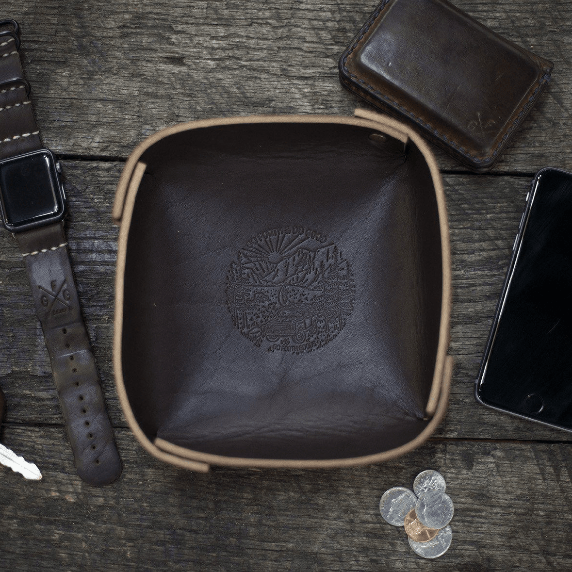 LEATHER VALET TRAY