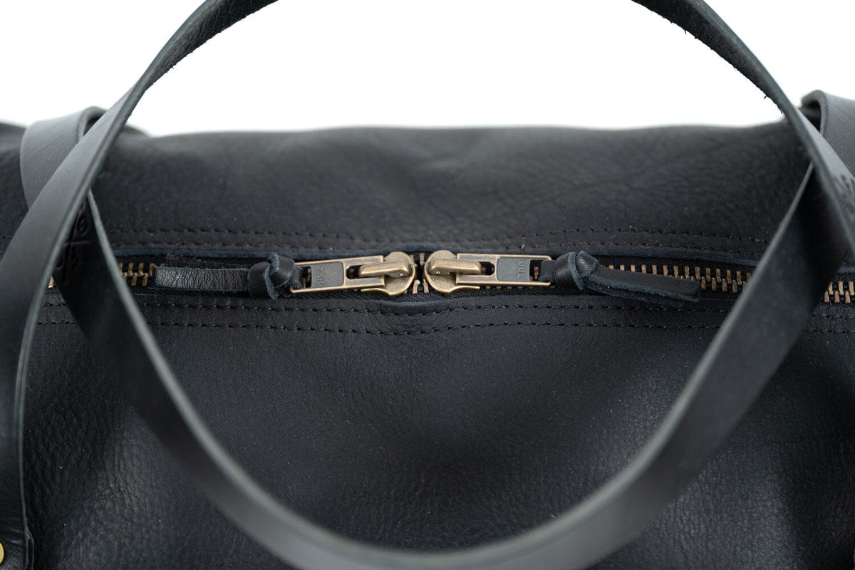 WILLIAM LEATHER WEEKENDER DUFFLE BAG - IN STOCK