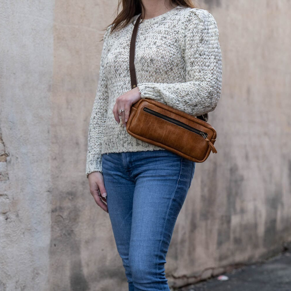LEATHER FANNY PACK / LEATHER WAIST BAG - DELUXE - PEANUT BISON