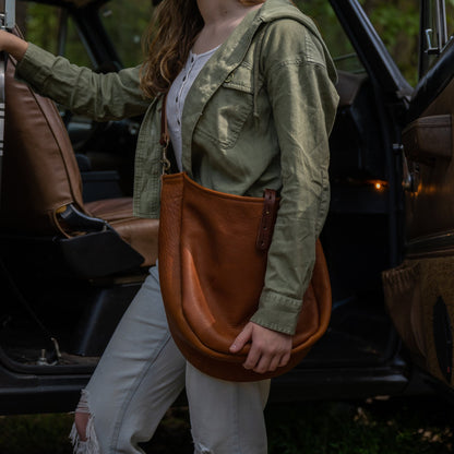 CELESTE LEATHER HOBO BAG - LARGE - SADDLE