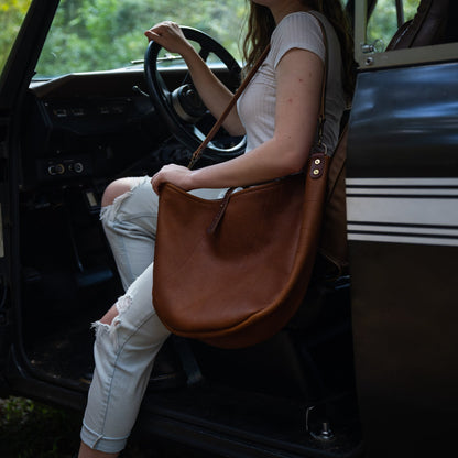 CELESTE LEATHER HOBO BAG - LARGE - SADDLE