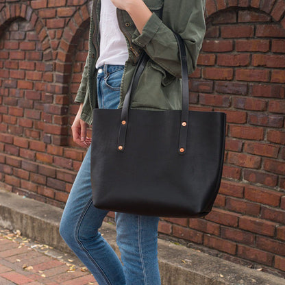AVERY LEATHER TOTE BAG - MEDIUM  - IN STOCK