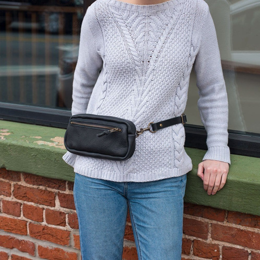LEATHER FANNY PACK / LEATHER WAIST BAG - BLACK