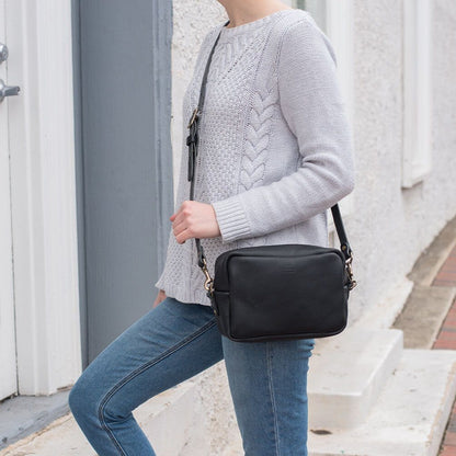 SARAH LEATHER CROSSBODY - BLACK