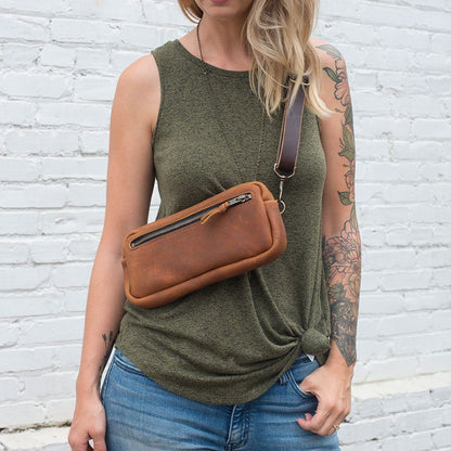 LEATHER FANNY PACK / LEATHER WAIST BAG - SADDLE